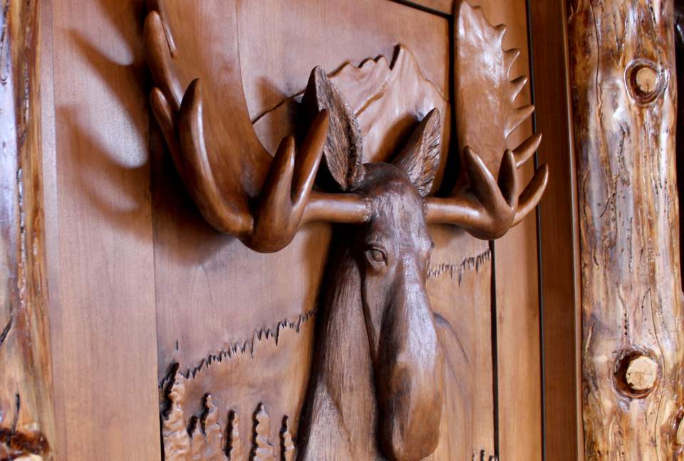 Timber Moose: America's Biggest Log Cabin - Heber City, Utah