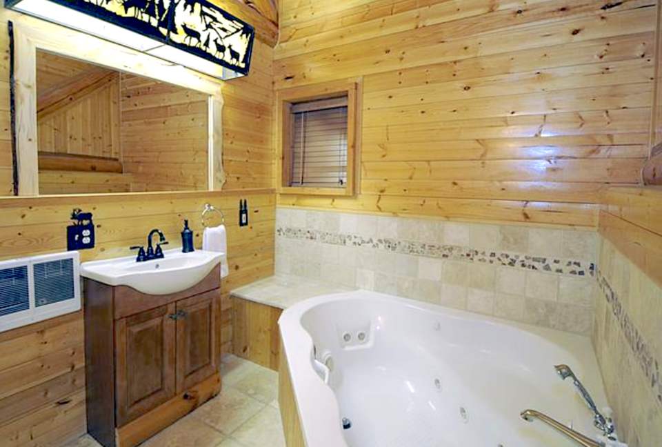 Timber Moose: America's Biggest Log Cabin - Heber City, Utah