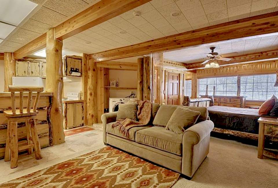 Timber Moose: America's Biggest Log Cabin - Heber City, Utah