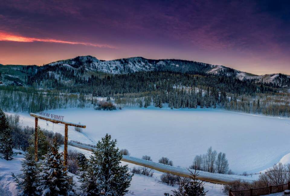 Timber Moose: America's Biggest Log Cabin - Heber City, Utah