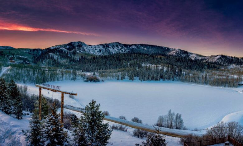 Timber Moose: America's Biggest Log Cabin - Heber City, Utah