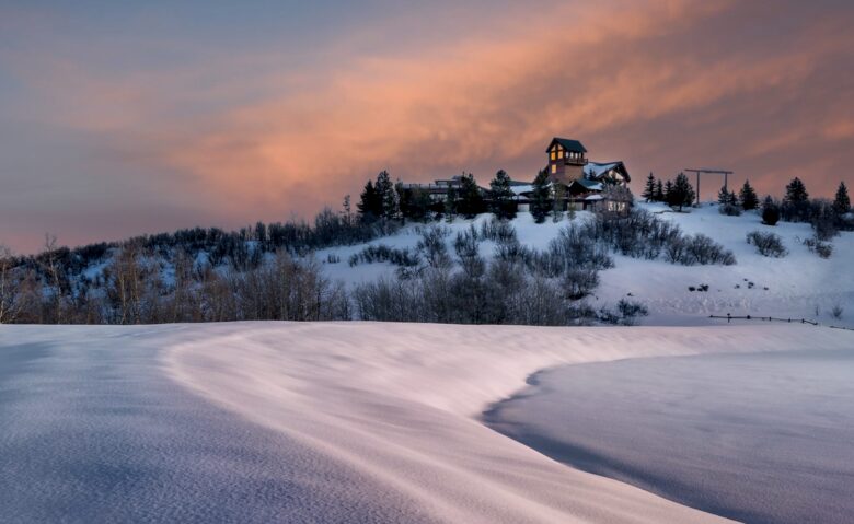 Timber Moose: America's Biggest Log Cabin - Heber City, Utah