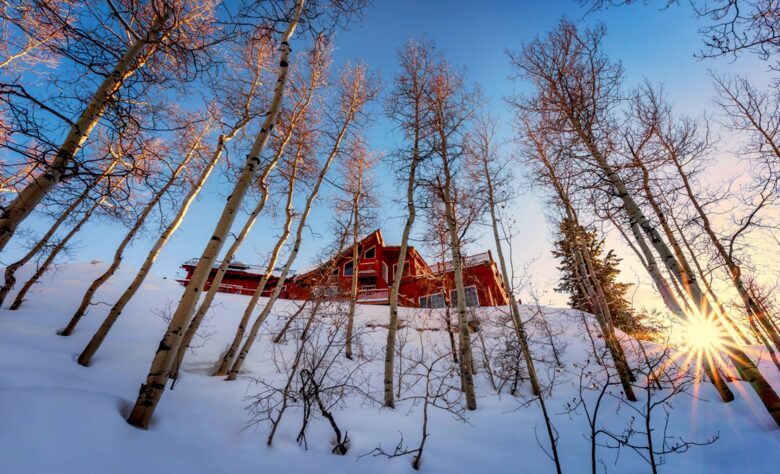 Timber Moose: America's Biggest Log Cabin - Heber City, Utah