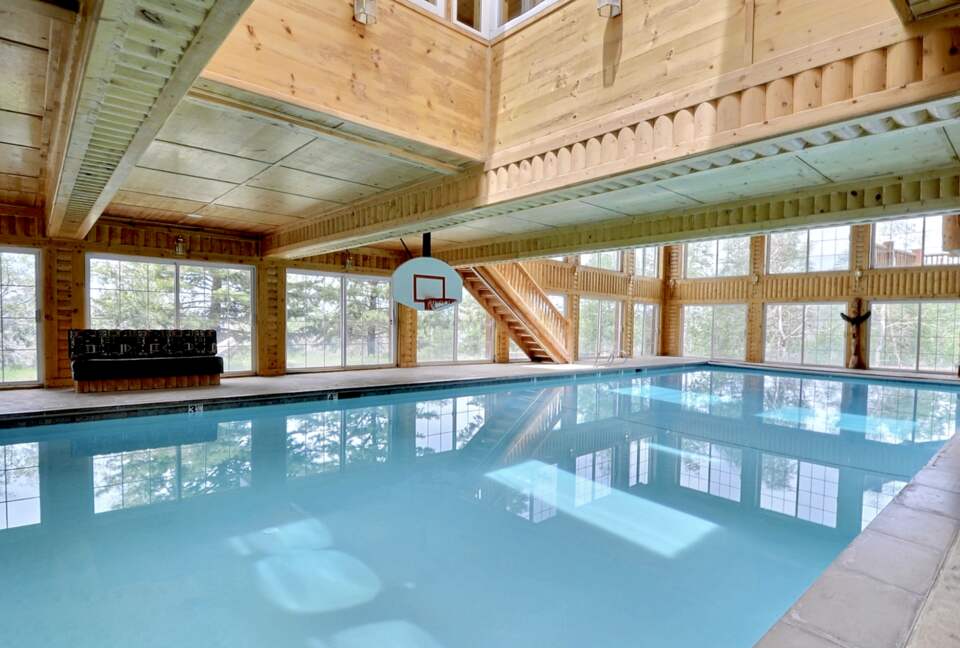 Timber Moose: America's Biggest Log Cabin - Heber City, Utah