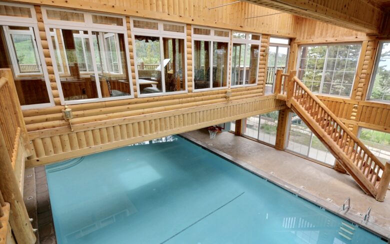 Timber Moose: America's Biggest Log Cabin - Heber City, Utah