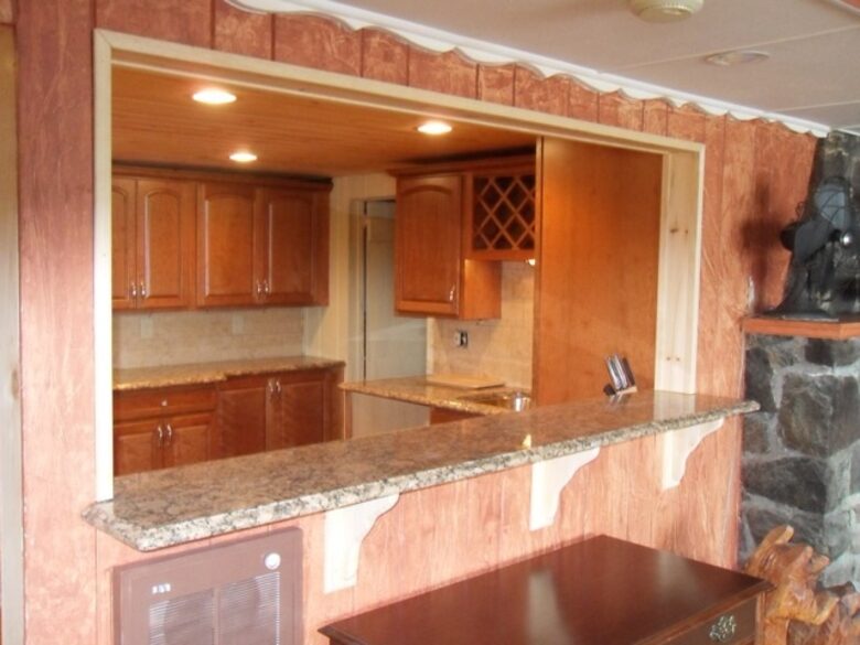 Serene Lakefront Home - Lake George, New York