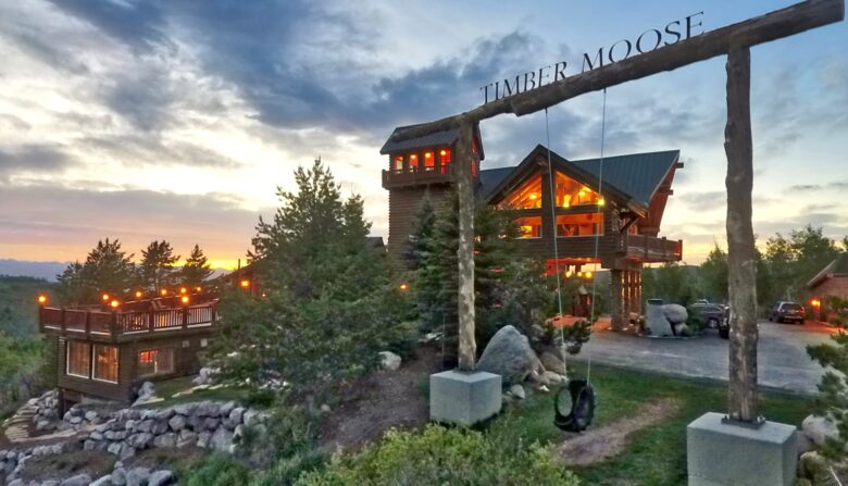 Timber Moose: America's Biggest Log Cabin - Heber City, Utah