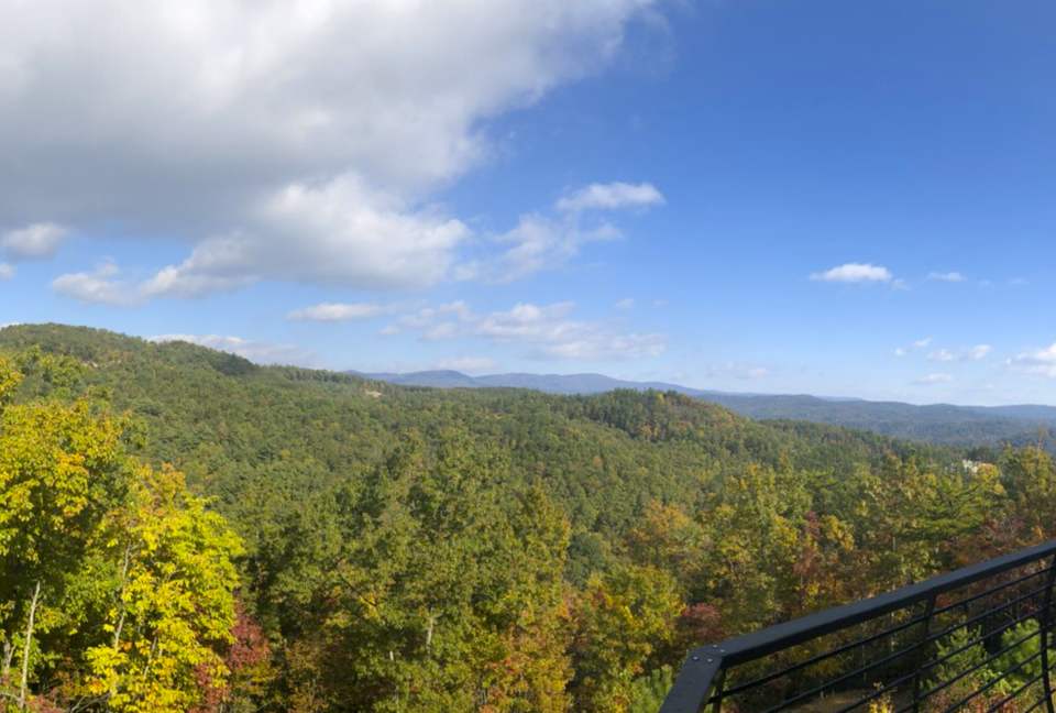 Waving Bear Vistas - Boone, North Carolina