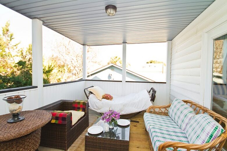 Home Exchange in Tybee Island, GA cozy balcony