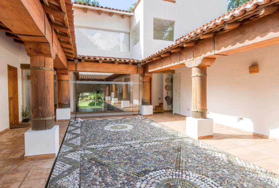 Valle de Bravo Country Club Villa - Rancho Avandaro - Valle de Bravo, Mexico