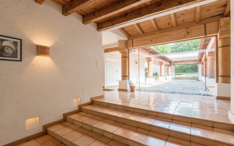 Valle de Bravo Country Club Villa - Rancho Avandaro - Valle de Bravo, Mexico