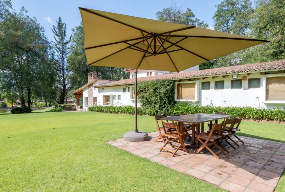 Valle de Bravo Country Club Villa - Rancho Avandaro - Valle de Bravo, Mexico