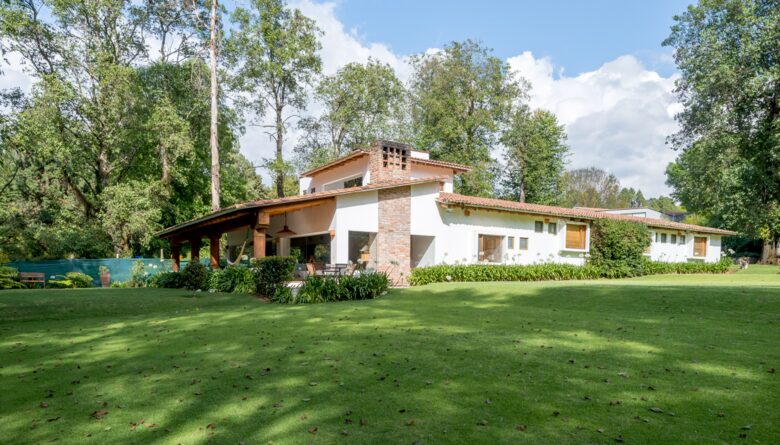 Valle de Bravo Country Club Villa - Rancho Avandaro - Valle de Bravo, Mexico