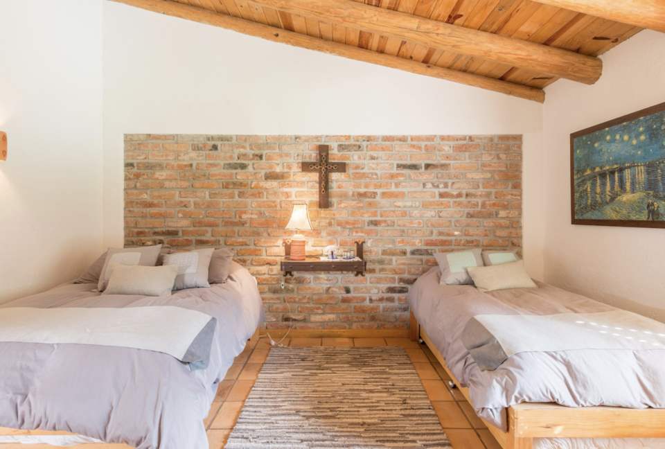 Valle de Bravo Country Club Villa - Rancho Avandaro - Valle de Bravo, Mexico