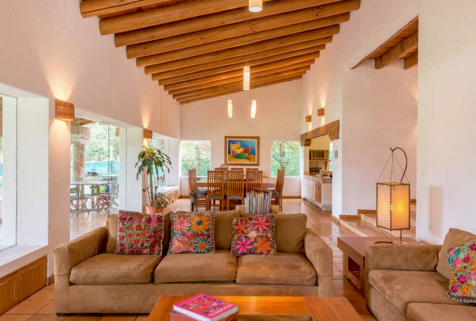 Valle de Bravo Country Club Villa - Rancho Avandaro - Valle de Bravo, Mexico