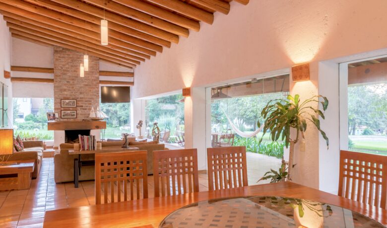 Valle de Bravo Country Club Villa - Rancho Avandaro - Valle de Bravo, Mexico