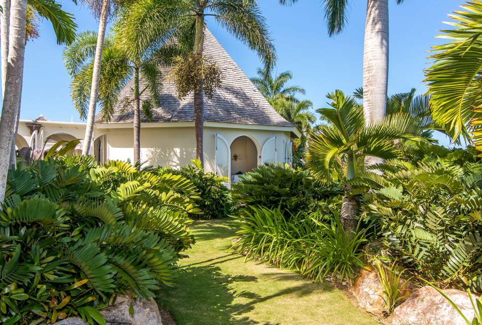 Montego Bay Compound - Bambu Villa - Hopewell, Jamaica