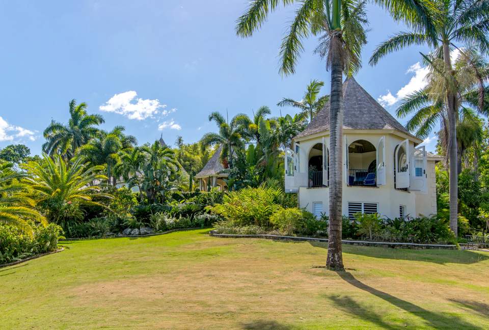 Montego Bay Compound - Bambu Villa - Hopewell, Jamaica