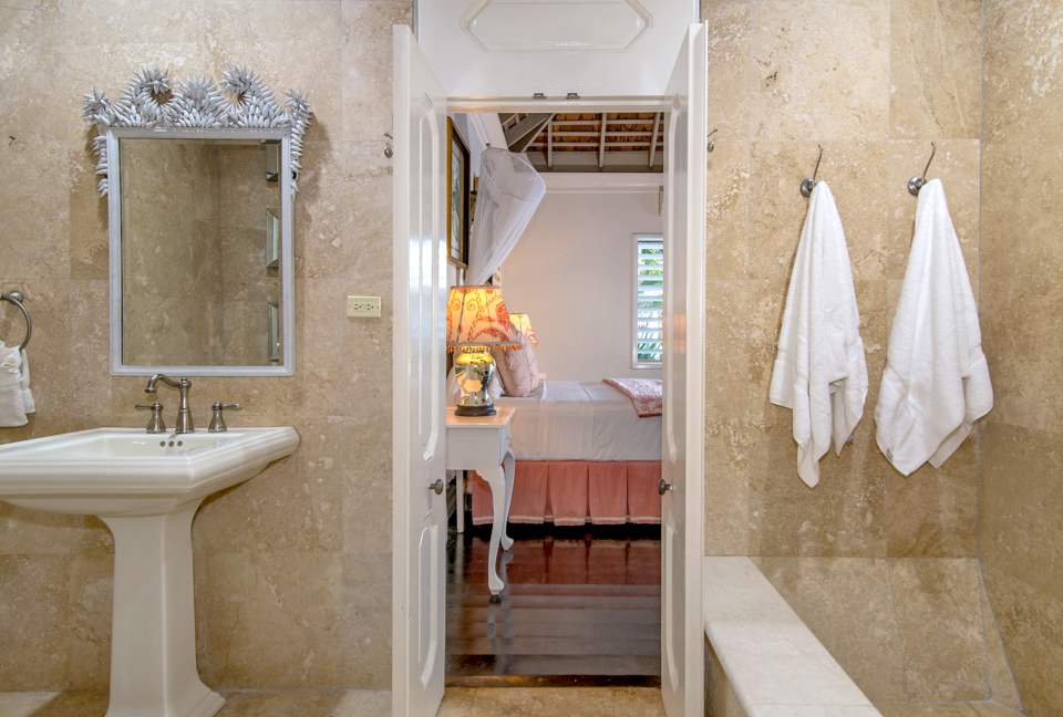 Montego Bay Compound - Bambu Villa - Hopewell, Jamaica