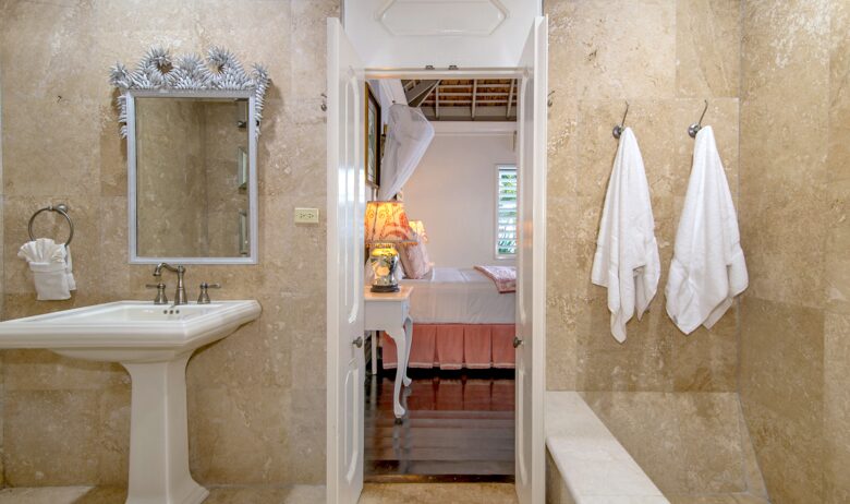 Montego Bay Compound - Bambu Villa - Hopewell, Jamaica