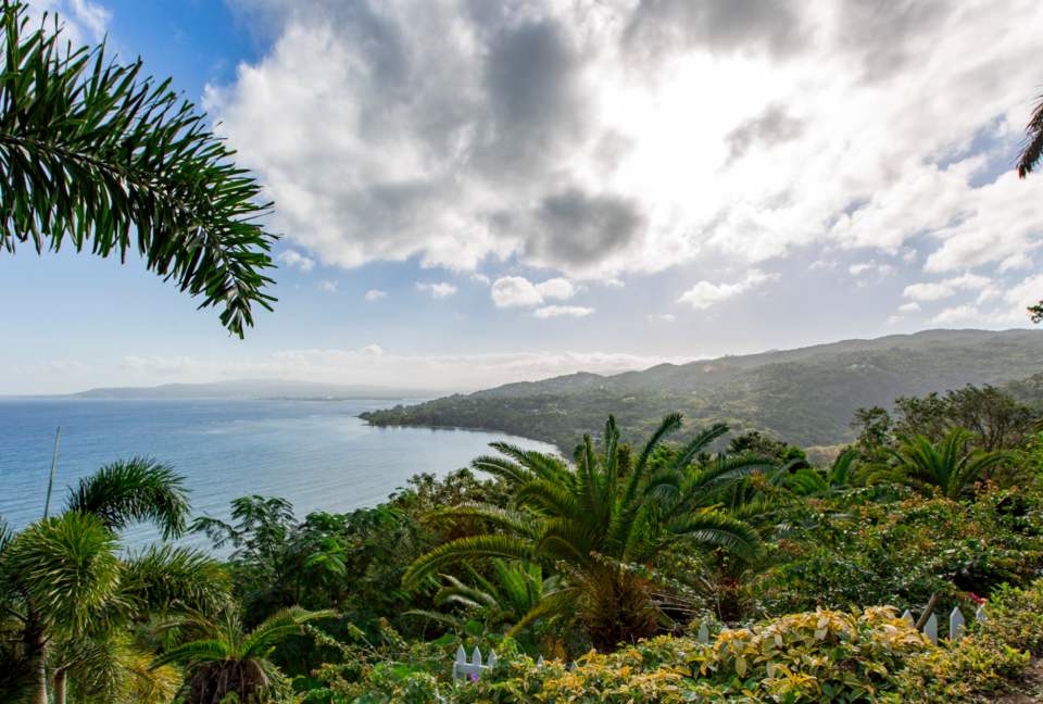 Montego Bay Compound - Bambu Villa - Hopewell, Jamaica