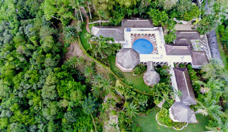 Montego Bay Compound - Bambu Villa - Hopewell, Jamaica