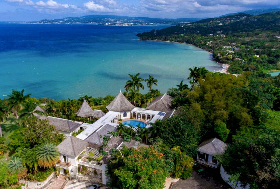 Montego Bay Compound - Bambu Villa - Hopewell, Jamaica