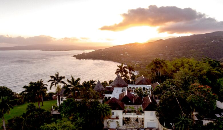 Montego Bay Compound - Bambu Villa - Hopewell, Jamaica