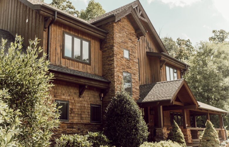 Watauga - Beautiful Tennessee Lake Home - Smithville, Tennessee