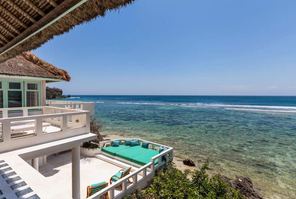 Mandala. The Rocks - Kuta Sel, Indonesia