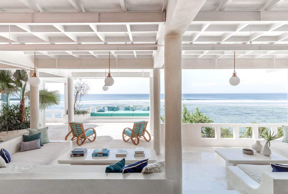 Mandala. The Rocks - Kuta Sel, Indonesia