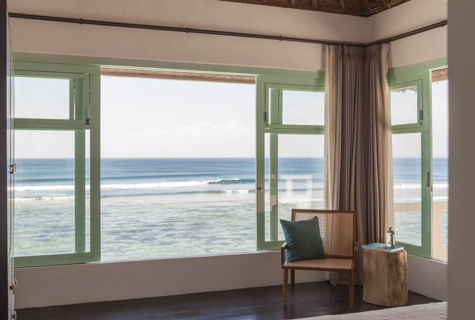 Mandala. The Rocks - Kuta Sel, Indonesia