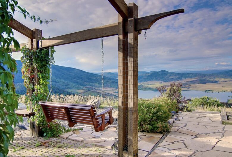 The Cottages and Overlook at Bella Vista Estate - Steamboat Springs, Colorado