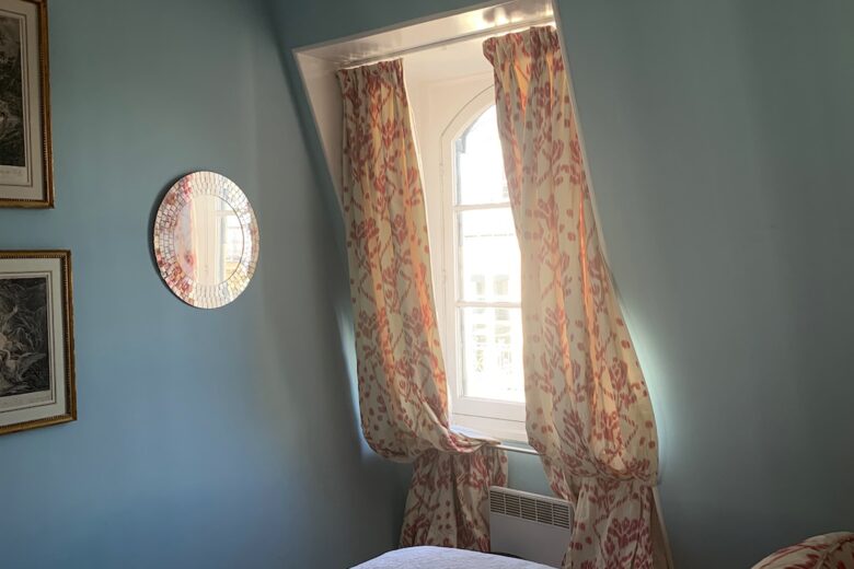 Parisian Aerie - Paris, France