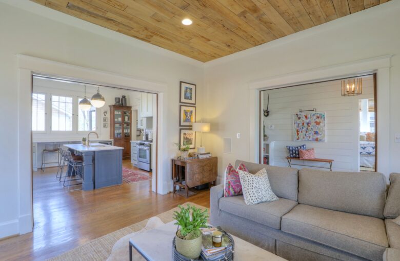 Hillsboro Luxury - Nashville, Tennessee