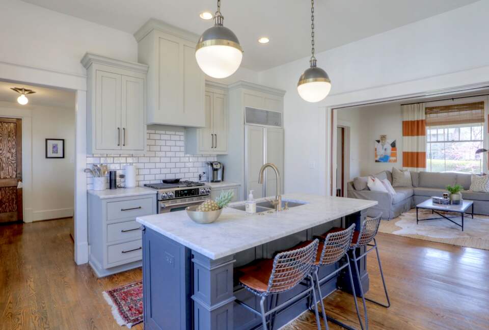 Hillsboro Luxury - Nashville, Tennessee