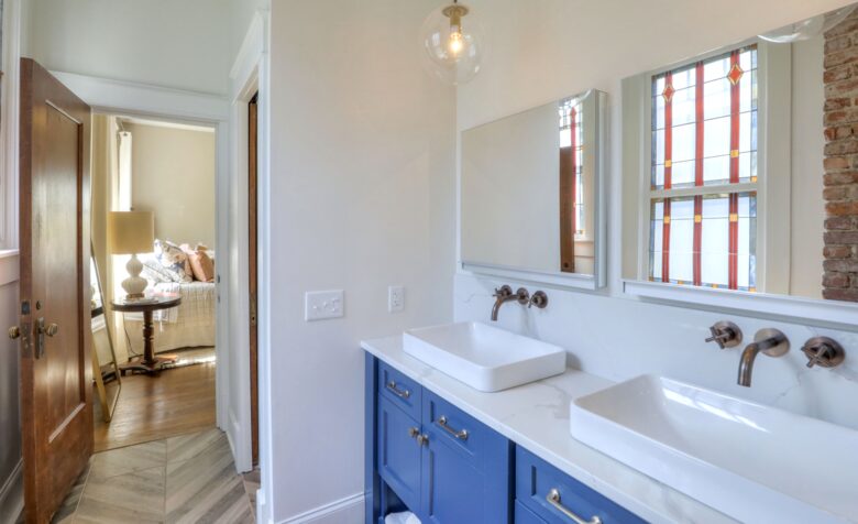 Hillsboro Luxury - Nashville, Tennessee