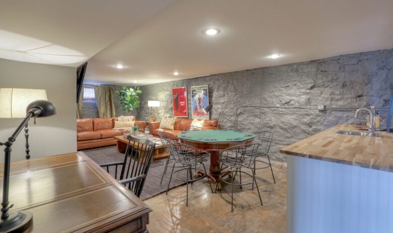 Hillsboro Luxury - Nashville, Tennessee