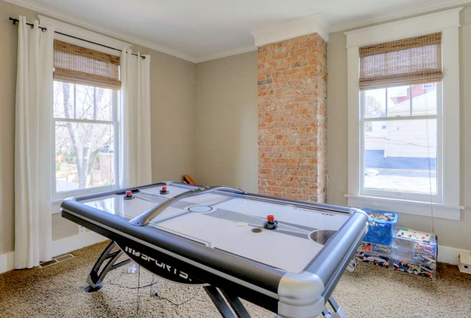 Hillsboro Luxury - Nashville, Tennessee