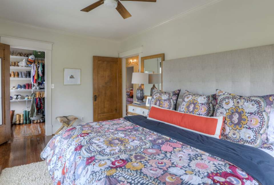 Hillsboro Luxury - Nashville, Tennessee