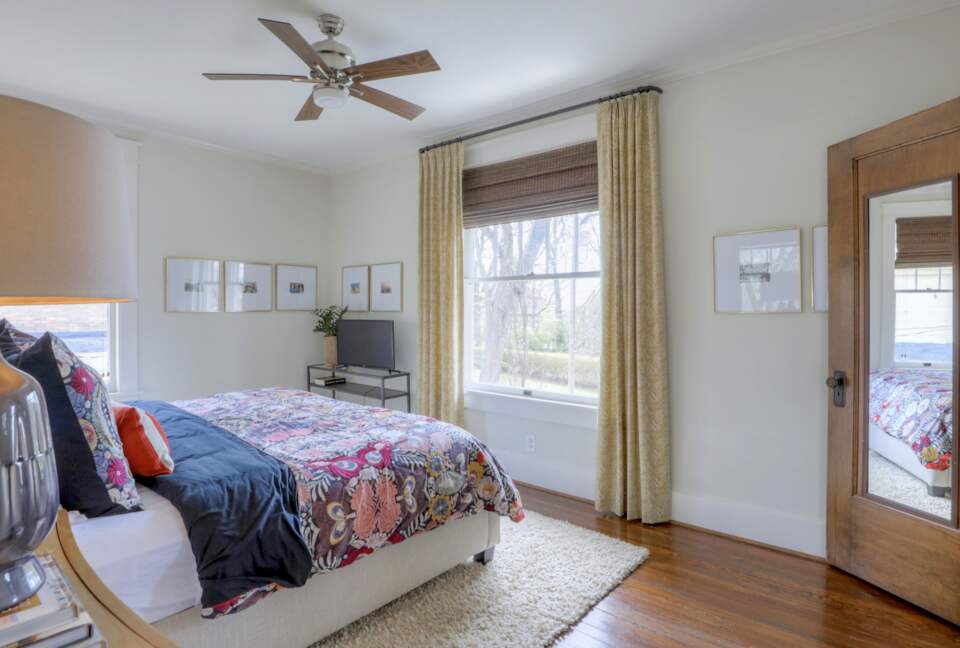 Hillsboro Luxury - Nashville, Tennessee