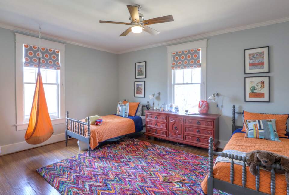 Hillsboro Luxury - Nashville, Tennessee