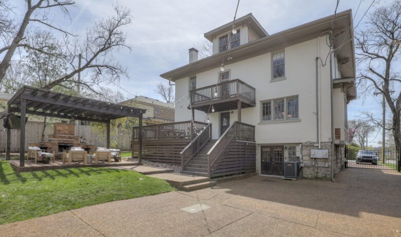 Hillsboro Luxury - Nashville, Tennessee