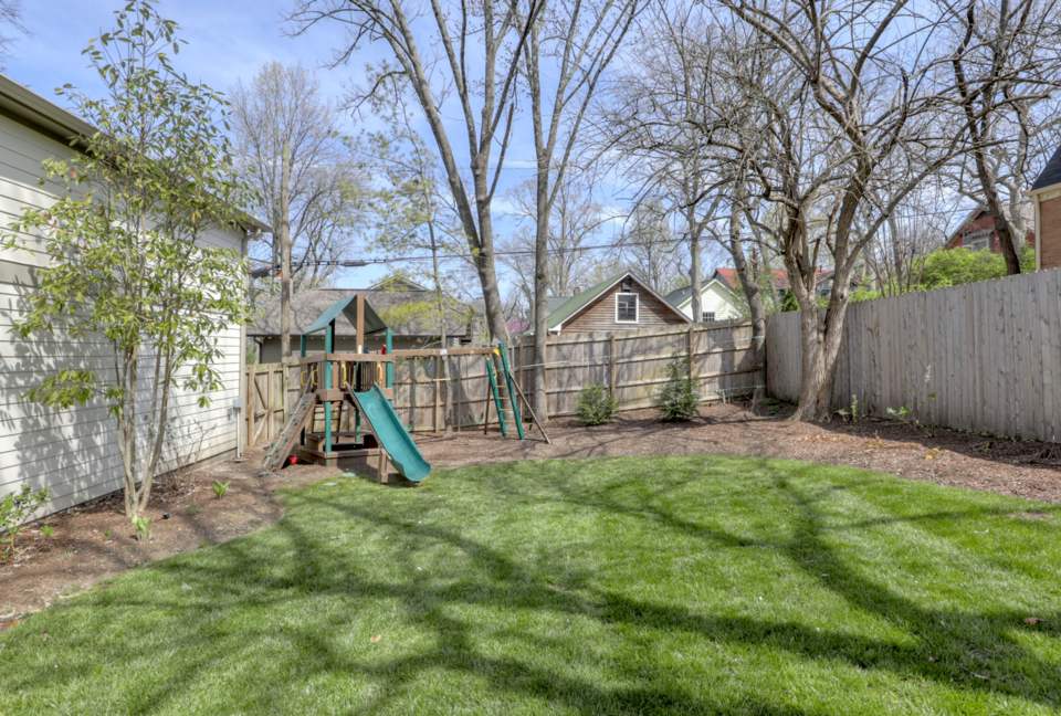 Hillsboro Luxury - Nashville, Tennessee