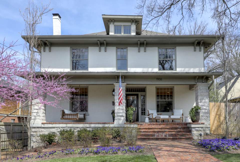 Hillsboro Luxury - Nashville, Tennessee