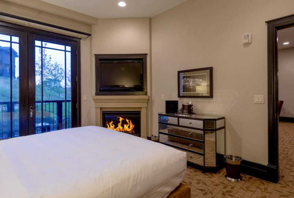 Extravagant Three-Bedroom Residence at the Waldorf Astoria - Park City, Utah