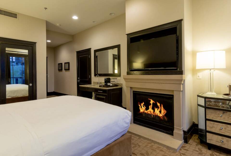 Extravagant Three-Bedroom Residence at the Waldorf Astoria - Park City, Utah