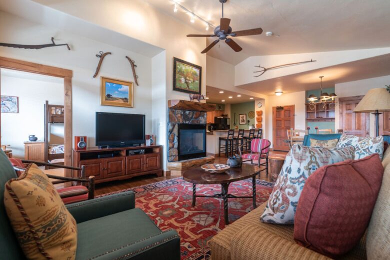 Timberline Lodge at Trappeur's Crossing - Steamboat Springs, Colorado