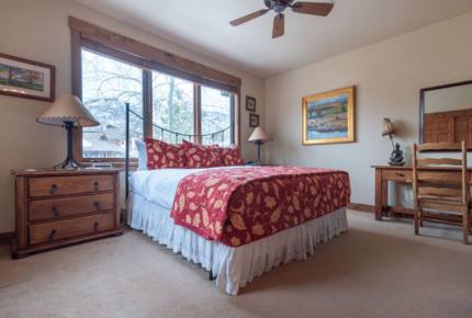 Timberline Lodge at Trappeur's Crossing - Steamboat Springs, Colorado