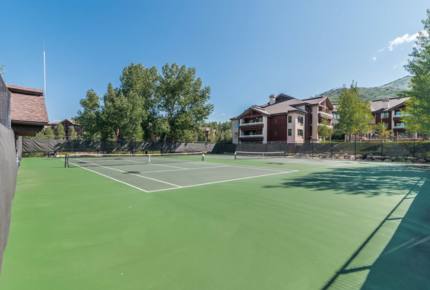 Timberline Lodge at Trappeur's Crossing - Steamboat Springs, Colorado